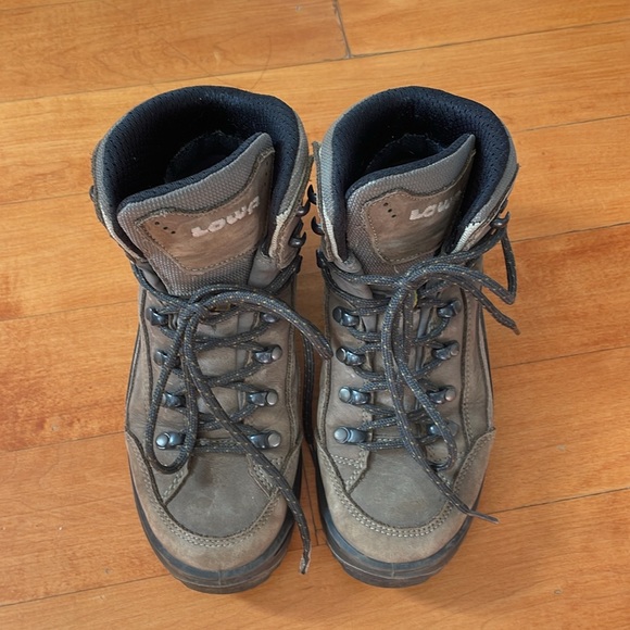 Women’s hiking boots - Picture 3 of 3